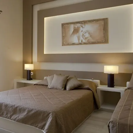 Anamnesis Luxury