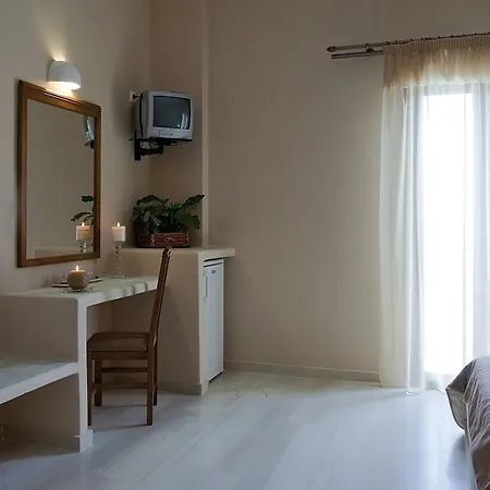 Anamnesis Luxury Hotel 3*